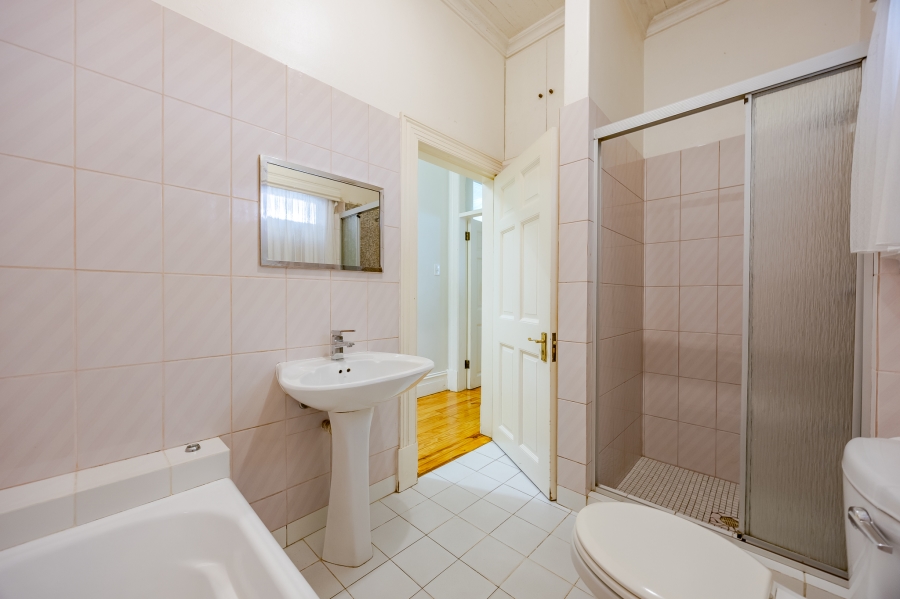 7 Bedroom Property for Sale in Wynberg Western Cape